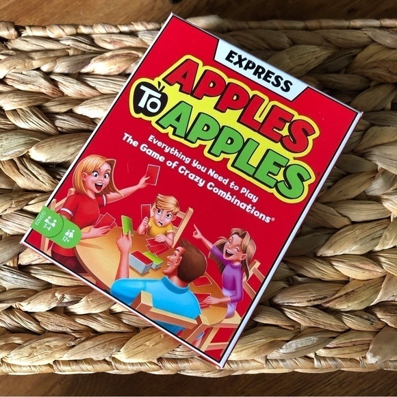 Express Apples to Apples Card Game - Picture 1 of 2